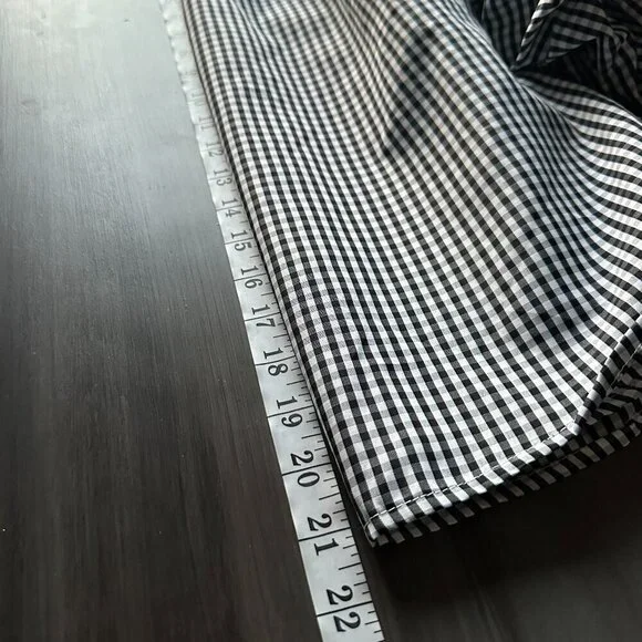 NWOT Roommates Off Shoulder Gingham Black and White 3/4" Puff Sleeve Top Size M - Picture 9 of 9